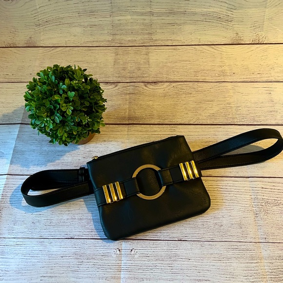 Vince Camuto Fanny Pack - Picture 1 of 6